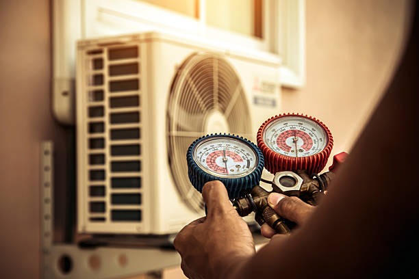 Professional Ductwork Repair technician working in Goshen, OH